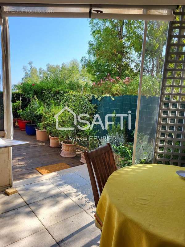 Photo 2 - Appartement à ROQUEBRUNE-CAP-MARTIN