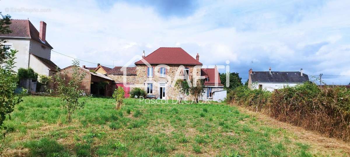 Photo 3 - Maison à CHAMBON-SAINTE-CROIX