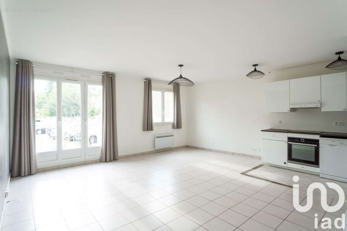 Photo 2 - Appartement à VERNEUIL-SUR-SEINE