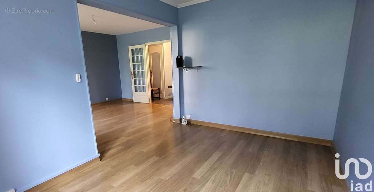 Photo 2 - Appartement à SAINT-GENIS-LAVAL