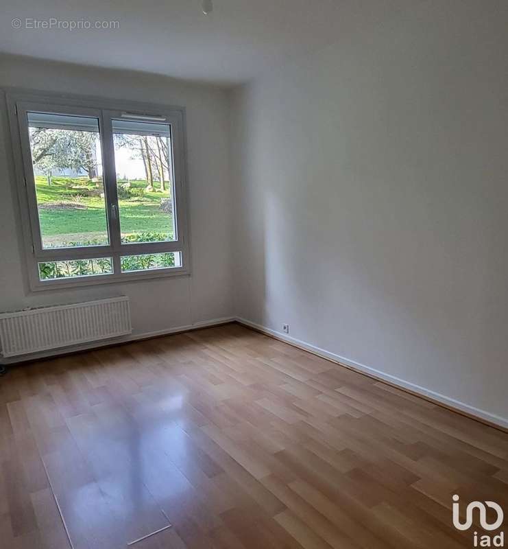 Photo 4 - Appartement à SAINT-GENIS-LAVAL