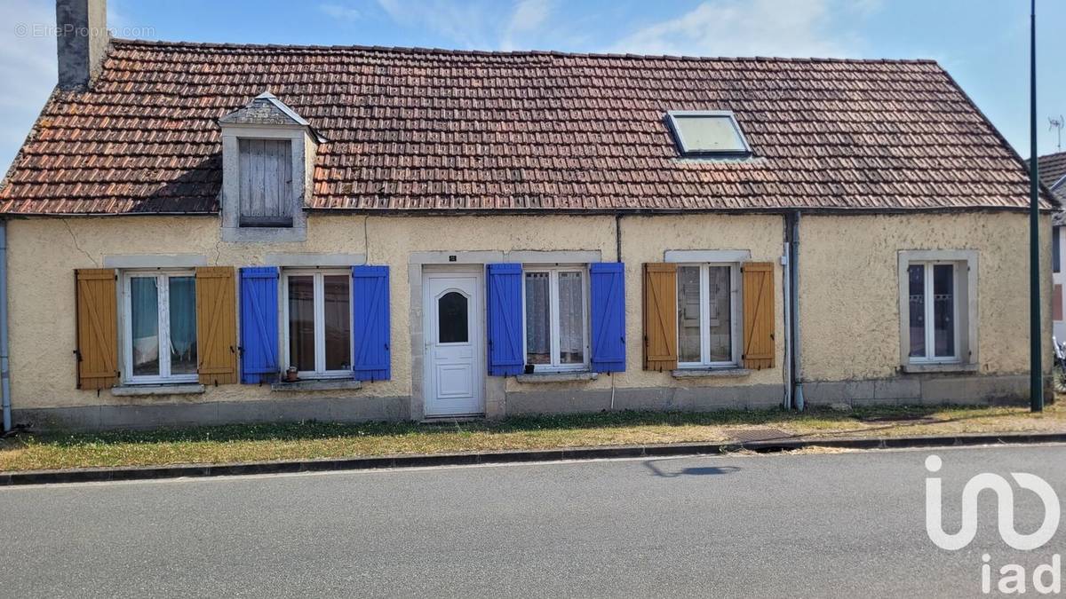 Photo 1 - Maison à SAINT-LOUP-DES-CHAUMES