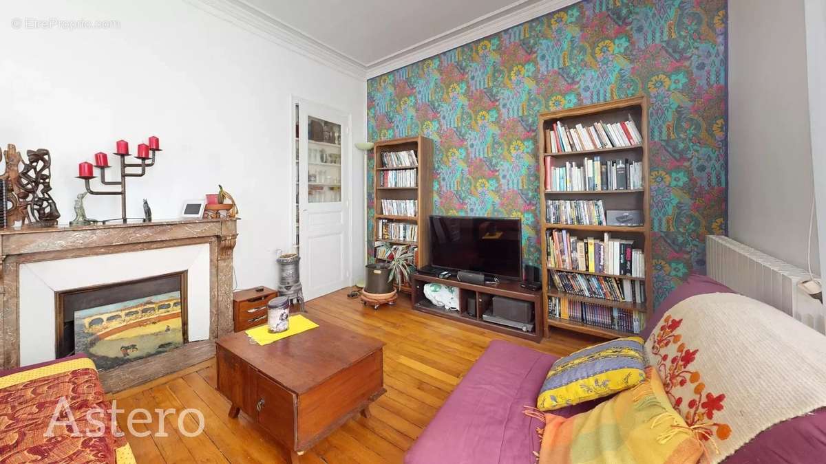 Appartement à PARIS-11E