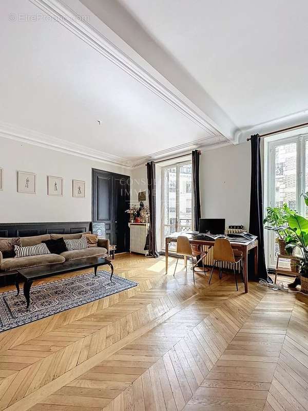 Appartement à PARIS-9E