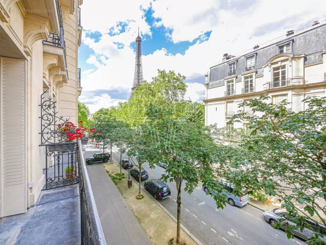 Appartement à PARIS-7E