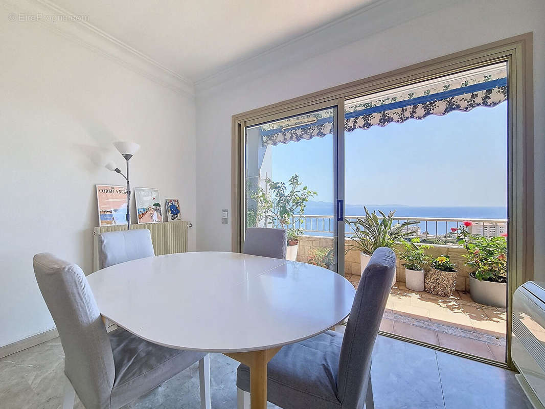 Appartement à AJACCIO