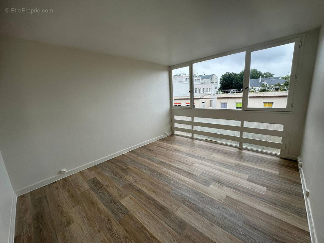 Appartement à RUEIL-MALMAISON