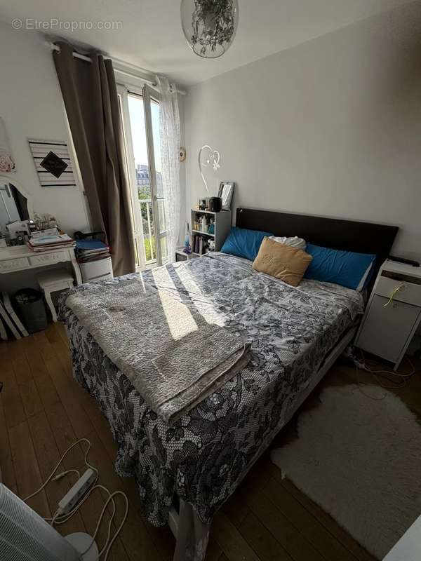 Appartement à PARIS-19E