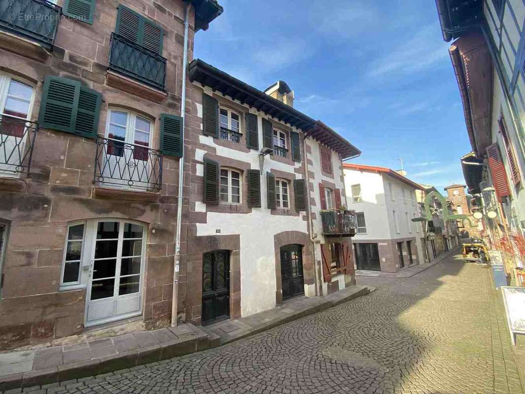 Maison à SAINT-JEAN-PIED-DE-PORT