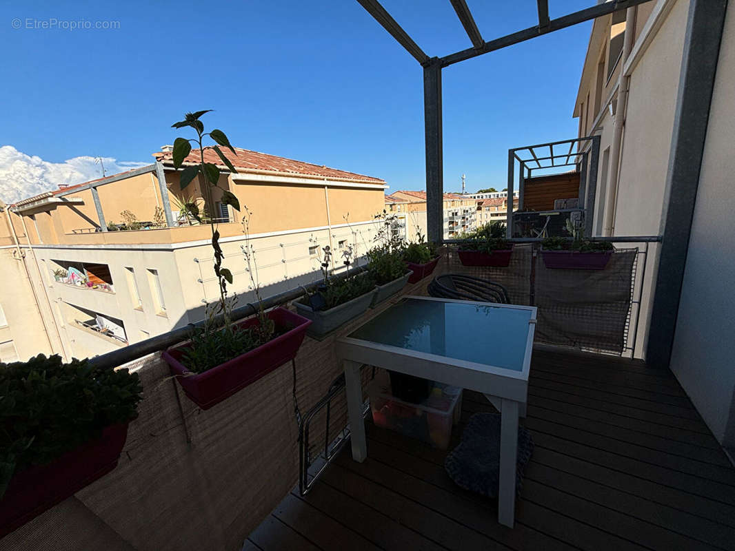 Appartement à MARSEILLE-12E