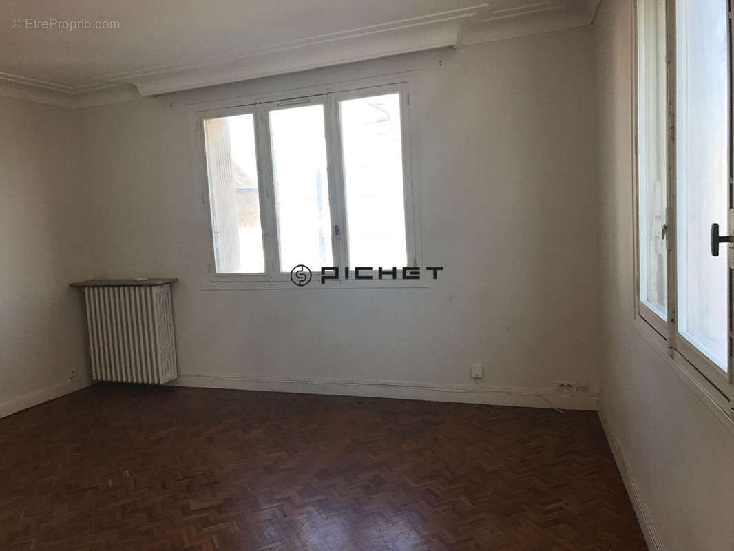 Appartement à BRIVE-LA-GAILLARDE