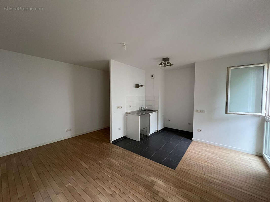 Appartement à ISSY-LES-MOULINEAUX