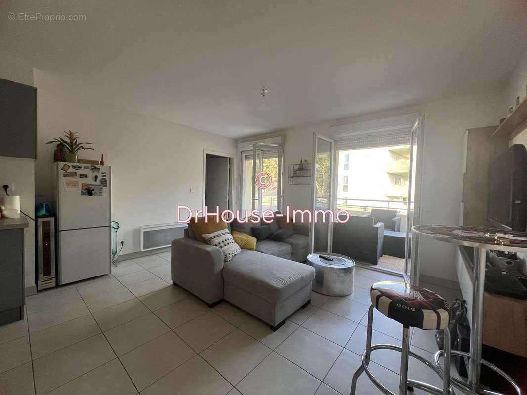 Appartement à MARSEILLE-11E