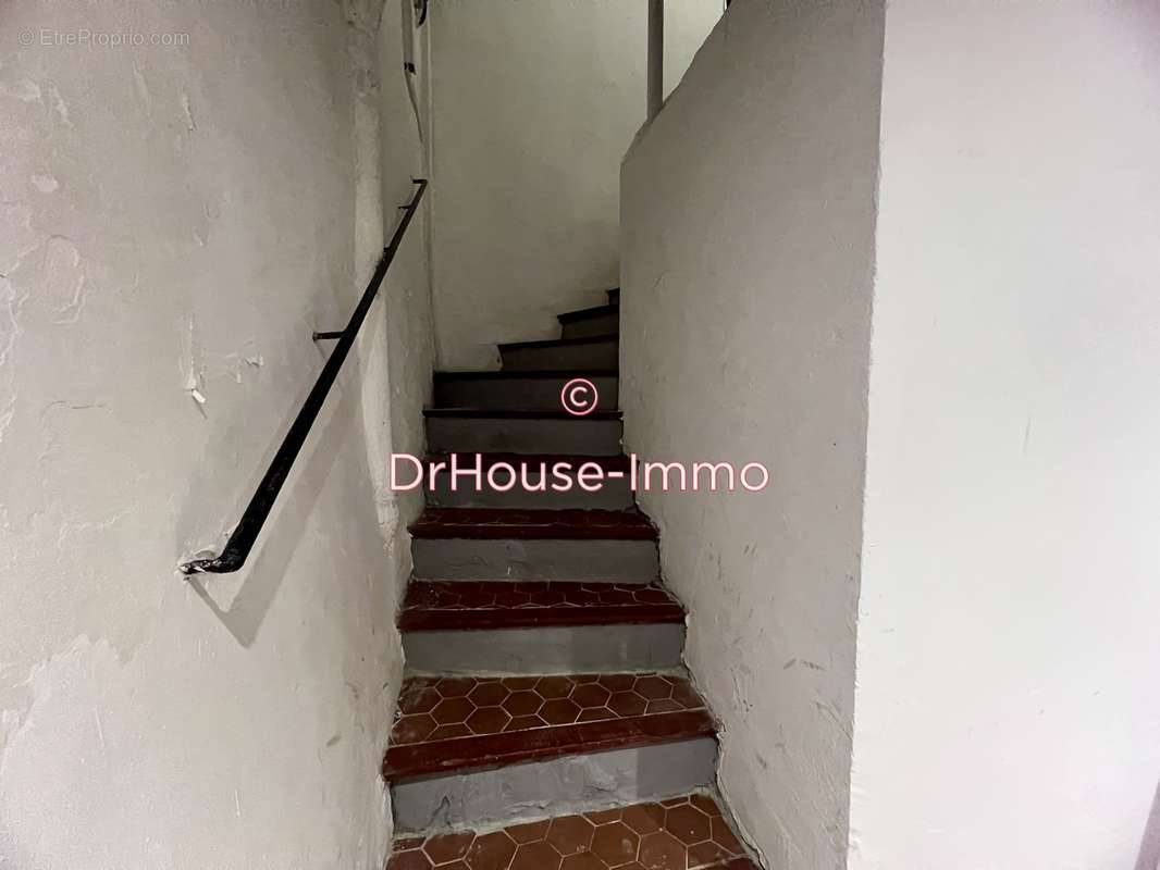 Appartement à MARSEILLE-2E