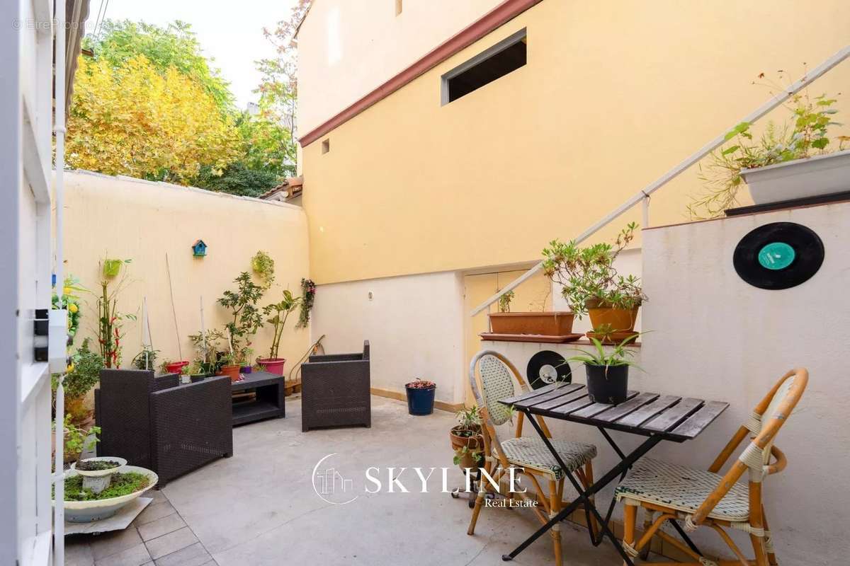 Appartement à MARSEILLE-5E