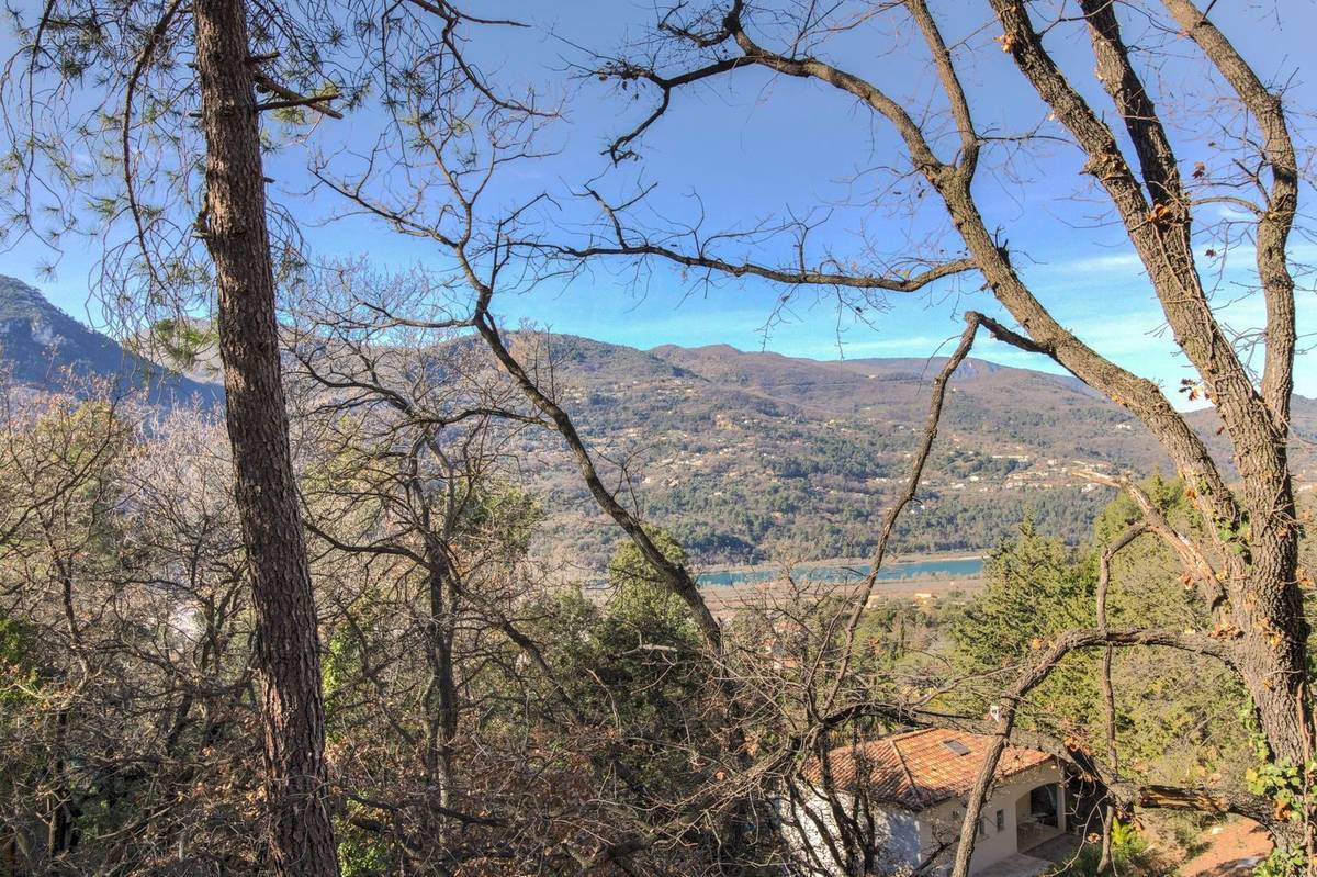 Terrain à SAINT-MARTIN-DU-VAR