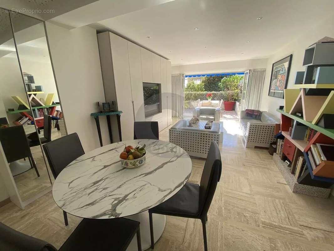 Appartement à MENTON