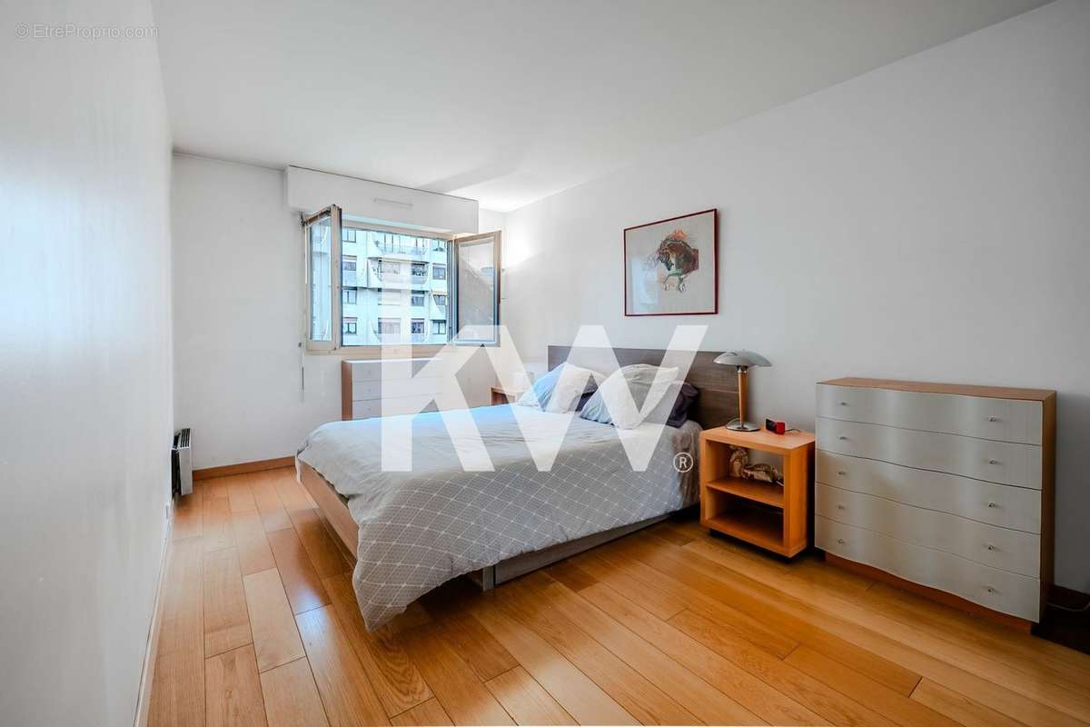 Appartement à BOULOGNE-BILLANCOURT