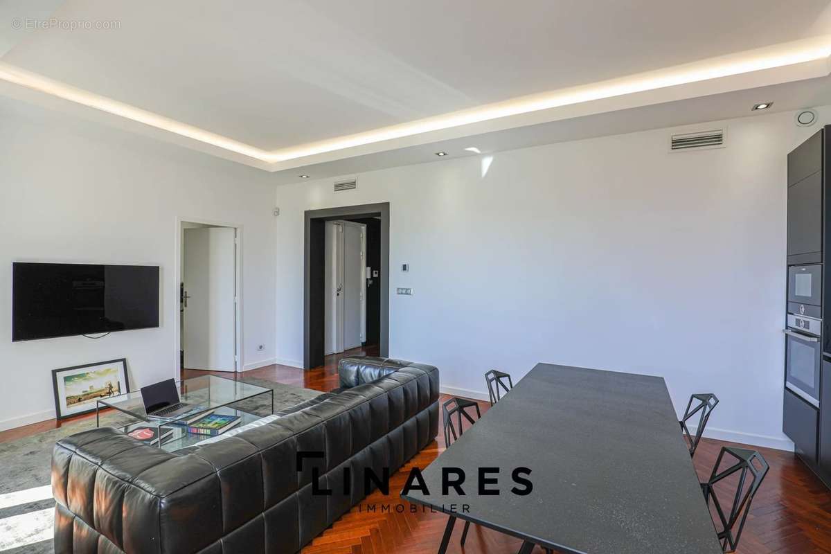 Appartement à MARSEILLE-8E