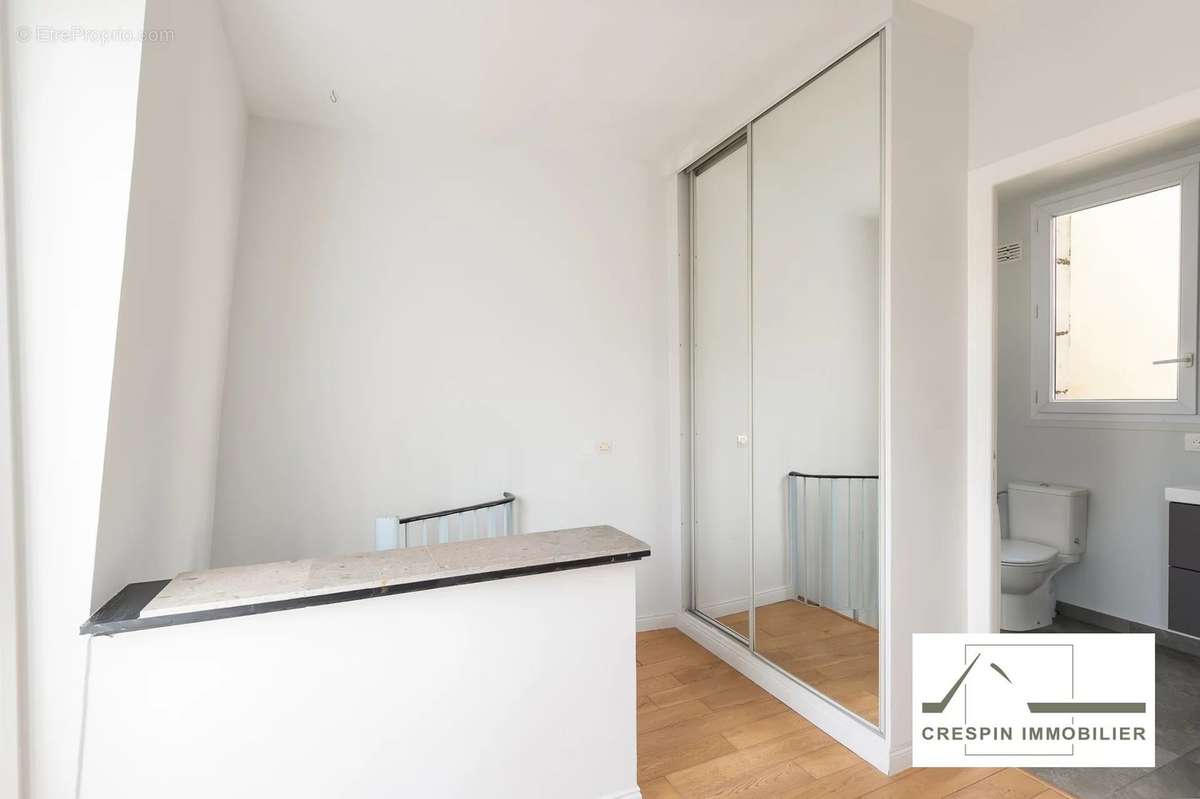 Appartement à PARIS-17E