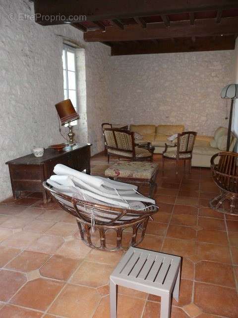 Maison à LAROQUE-TIMBAUT