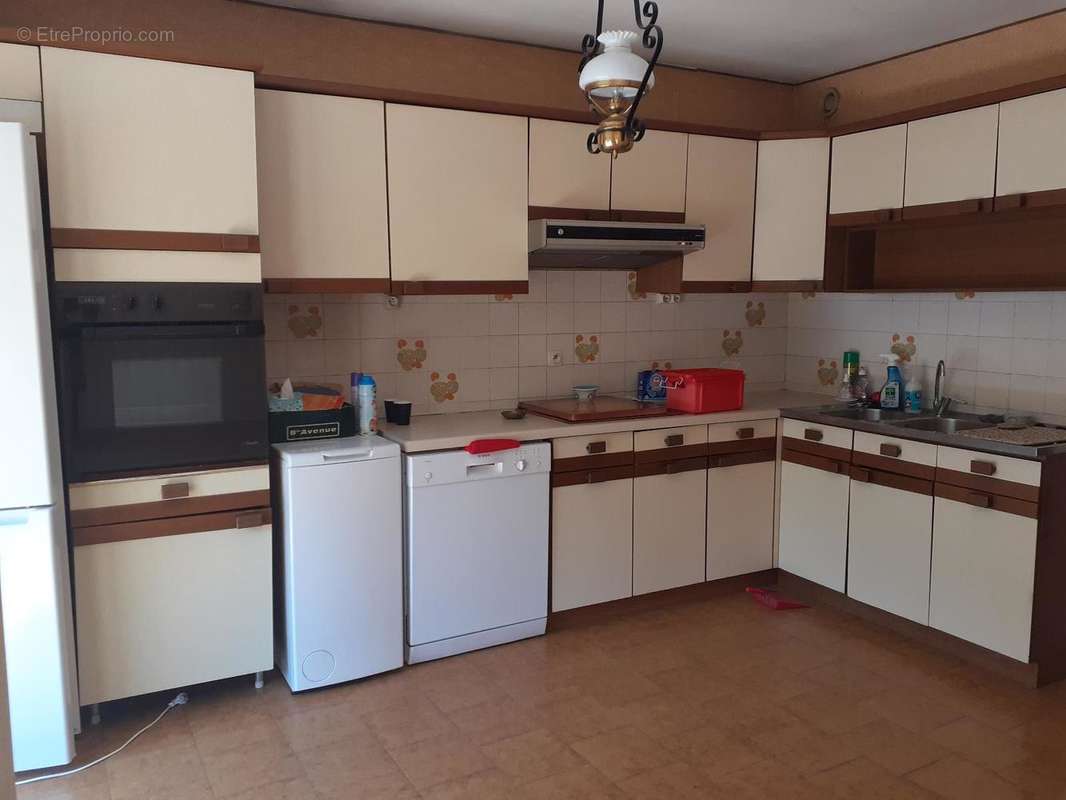   - Appartement à DRAGUIGNAN