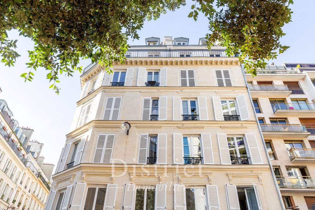 Appartement à PARIS-9E