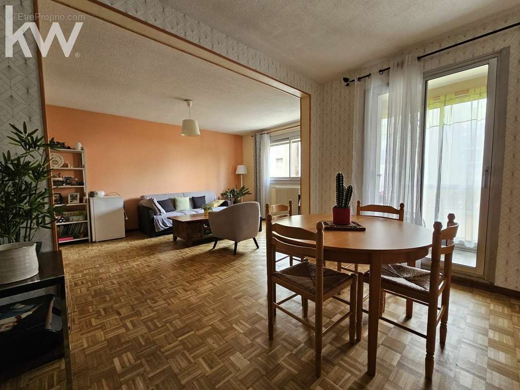 Appartement à MARSEILLE-13E