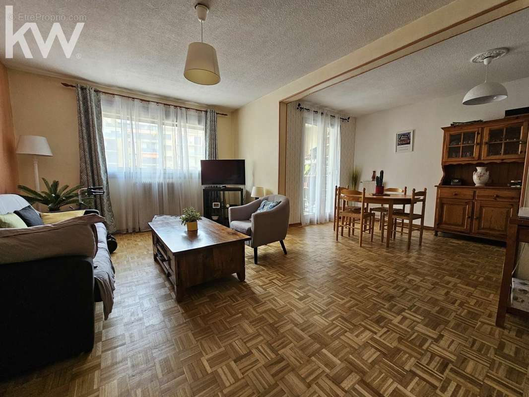 Appartement à MARSEILLE-13E