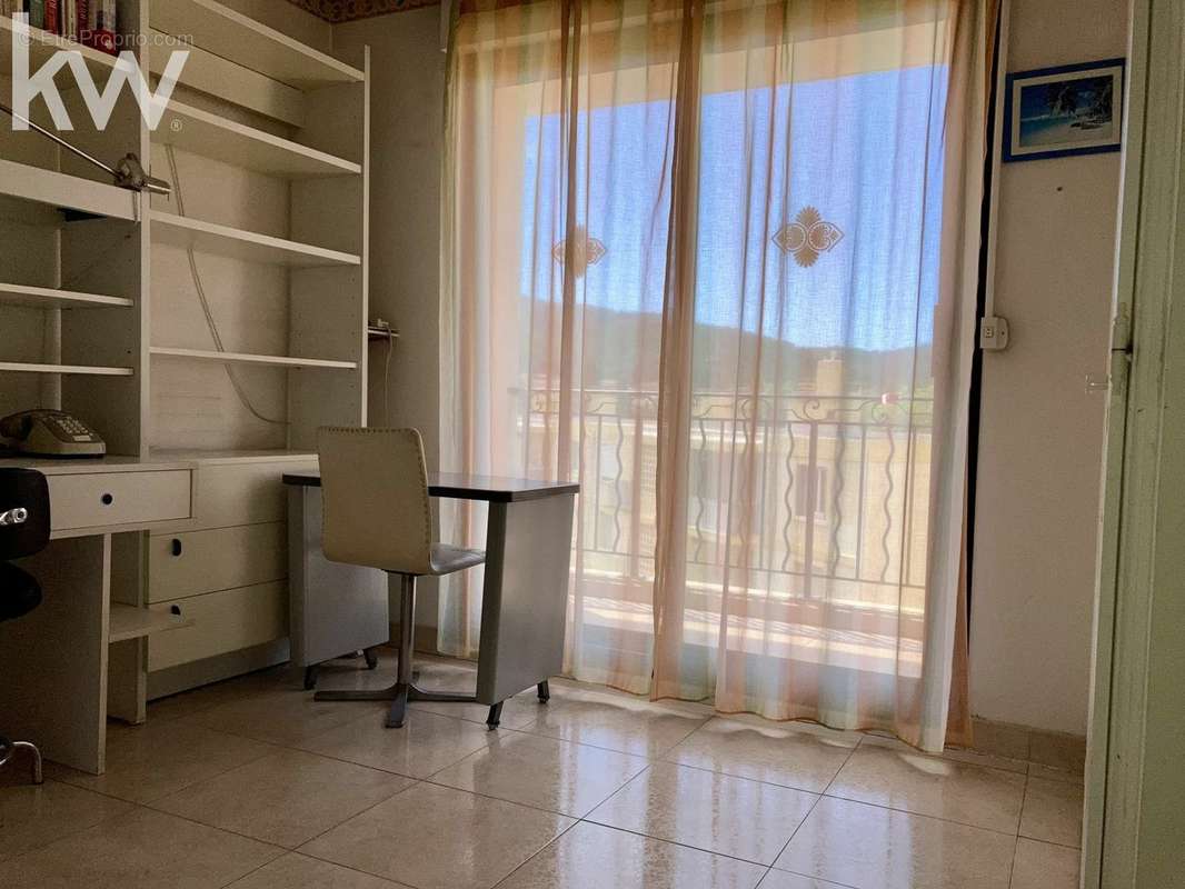 Appartement à HYERES