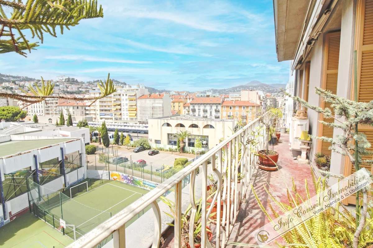 Appartement à NICE