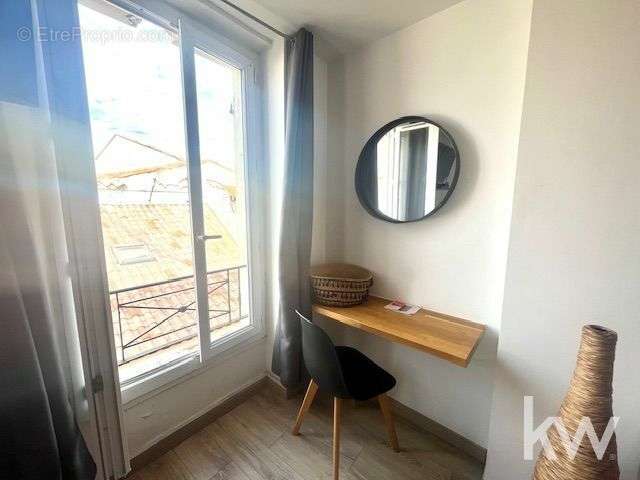 Appartement à MARSEILLE-2E