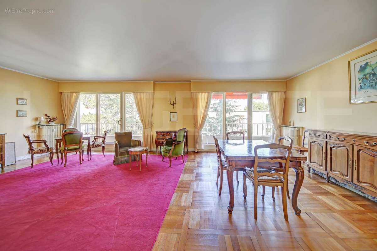 Appartement à SAINT-GERMAIN-EN-LAYE