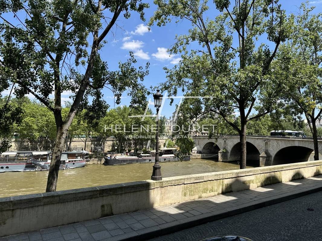 Appartement à PARIS-4E