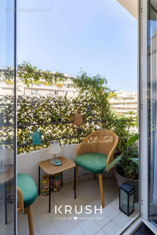 Appartement à MARSEILLE-8E