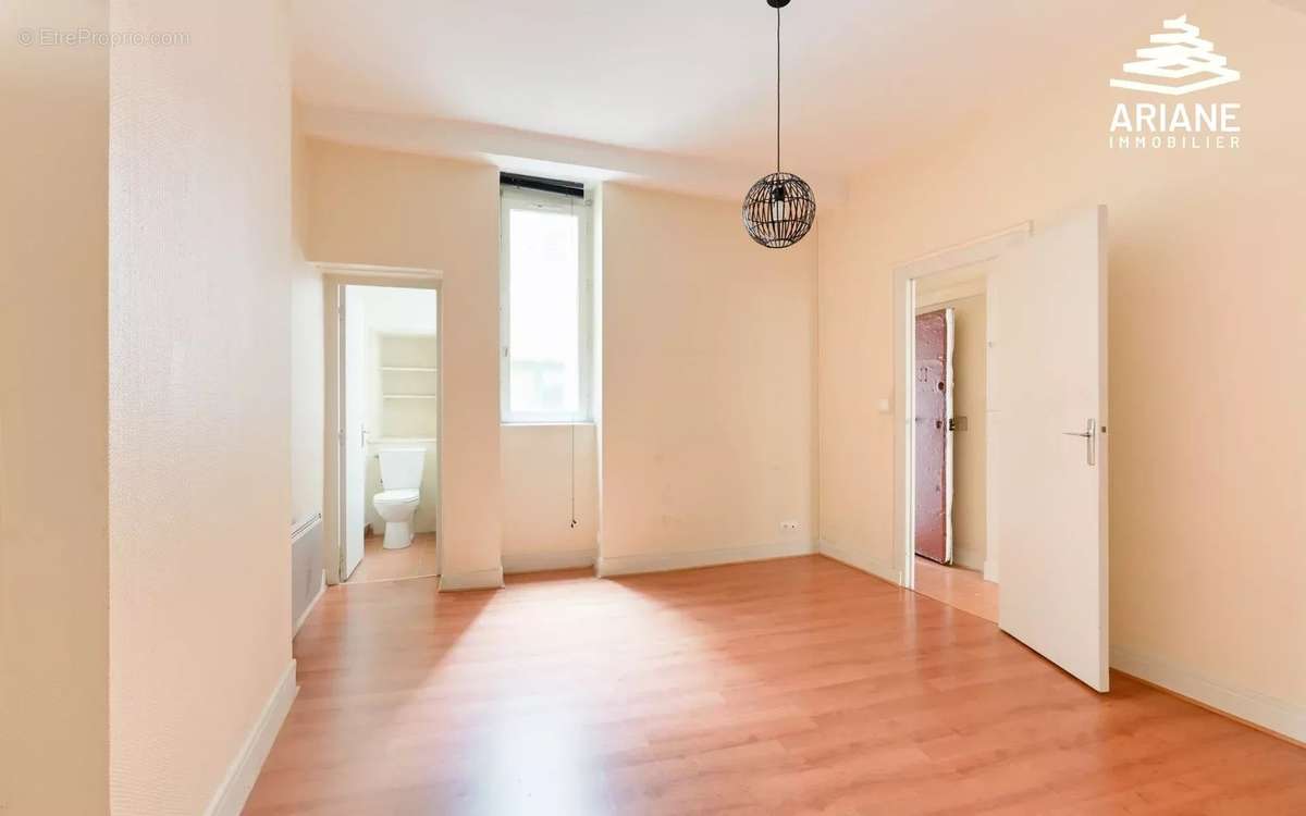 Appartement à LYON-5E