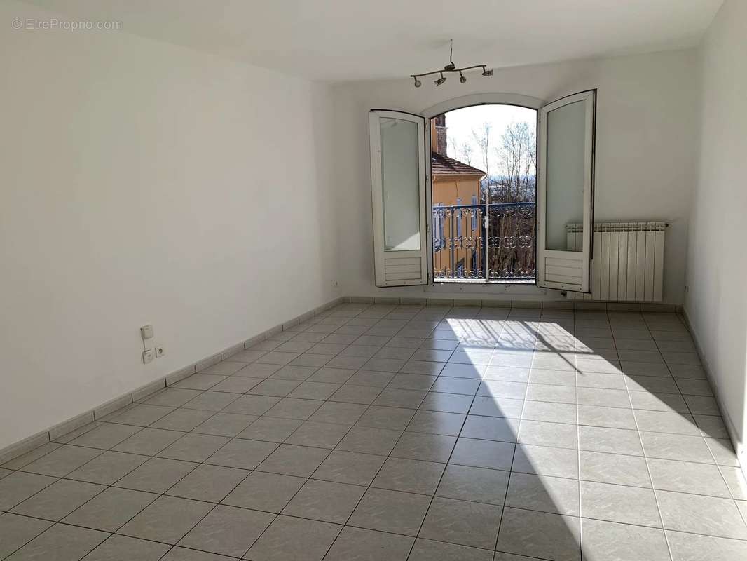 Appartement à FREJUS