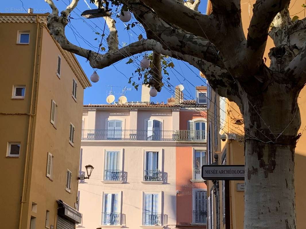 Appartement à FREJUS