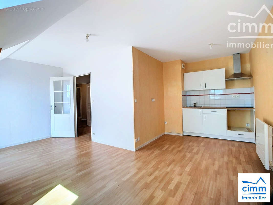 Appartement à JANZE