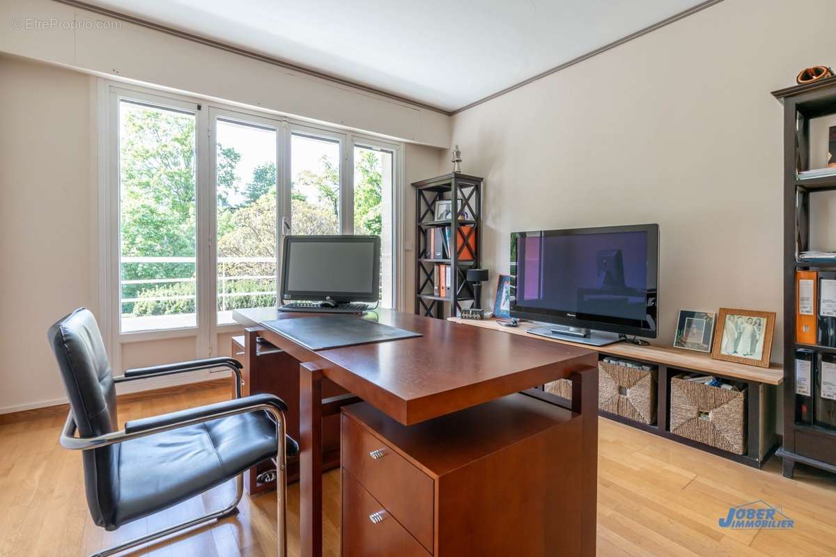 Appartement à NOGENT-SUR-MARNE