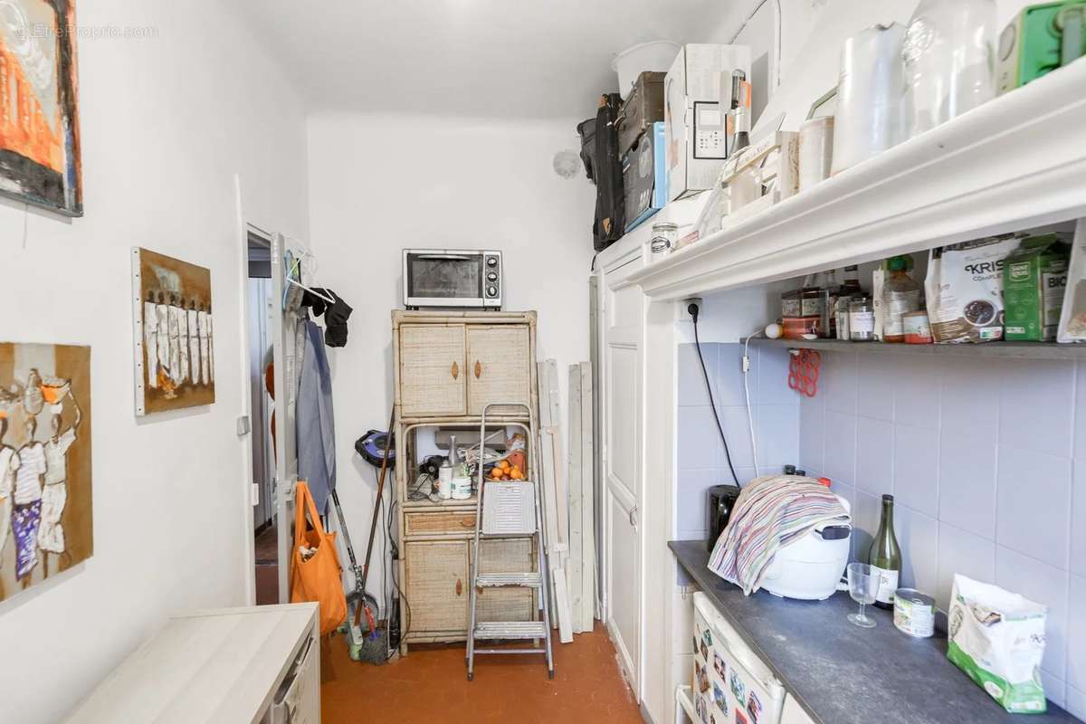 Appartement à MARSEILLE-1E