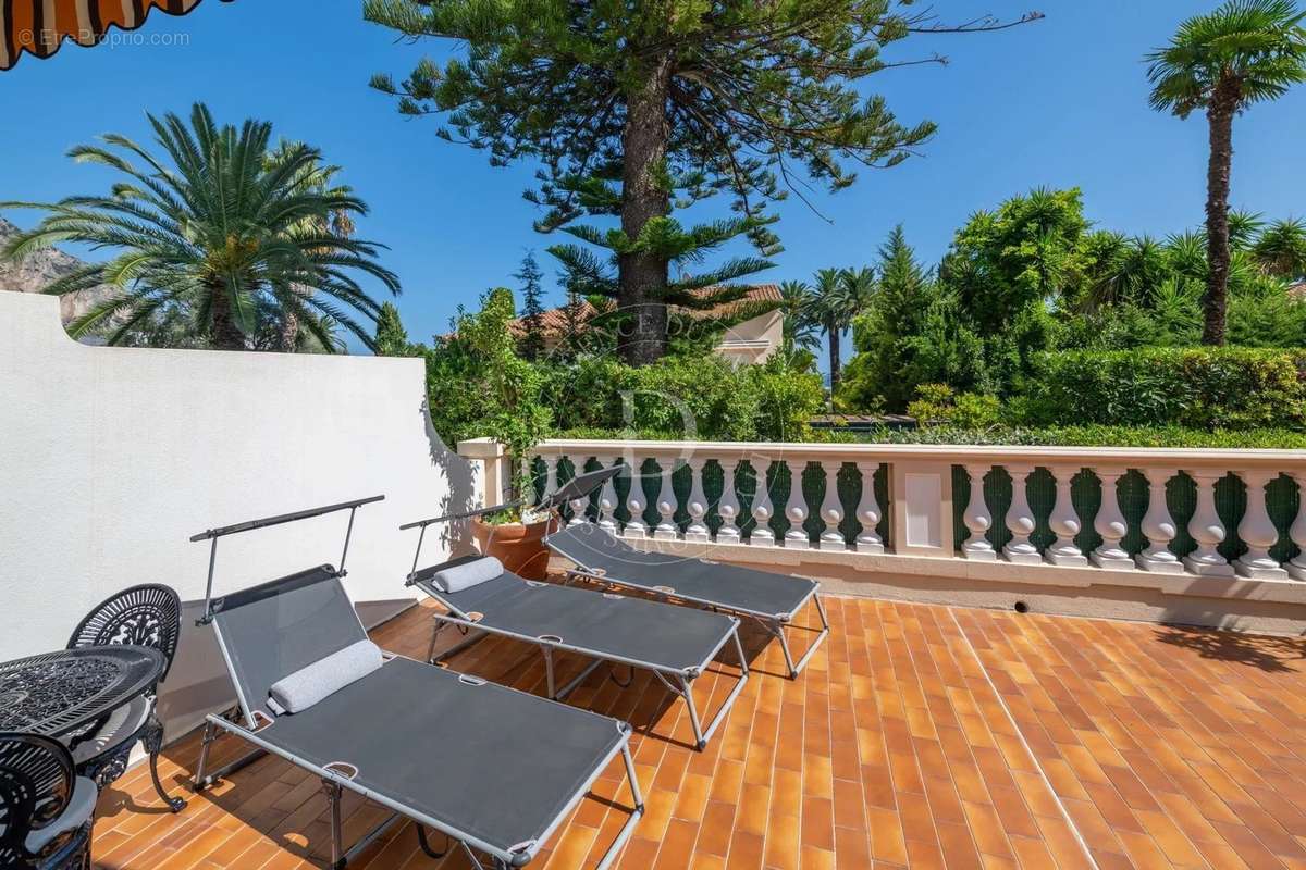 Appartement à BEAULIEU-SUR-MER