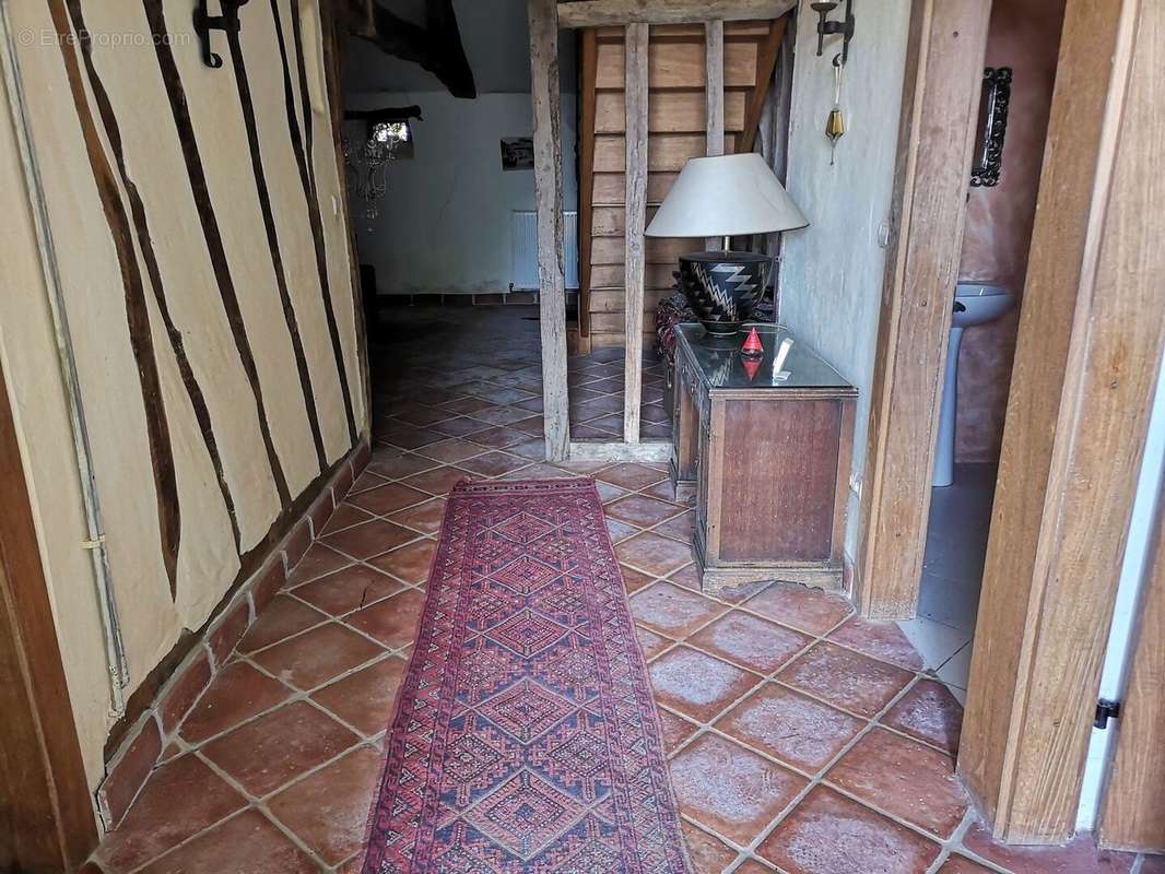 Entrée Entrance hall - Maison à COULOUME-MONDEBAT