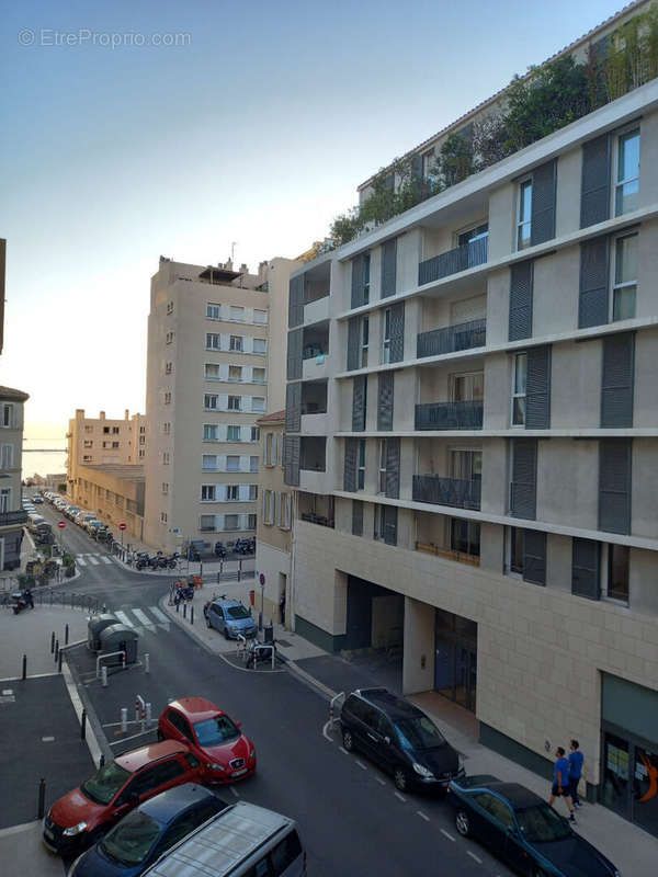 Appartement à MARSEILLE-7E