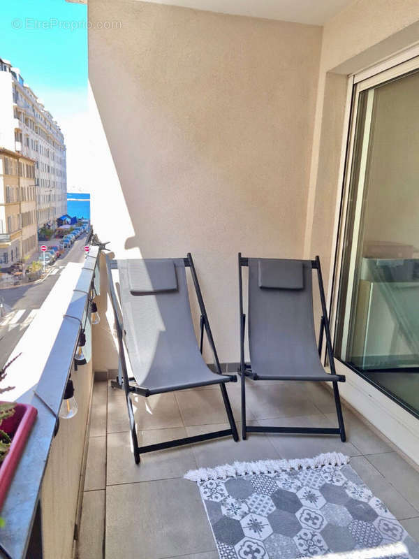 Appartement à MARSEILLE-7E