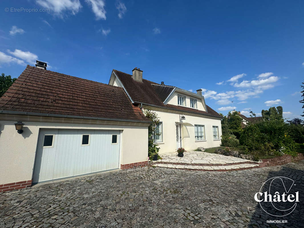 Maison à COMPIEGNE