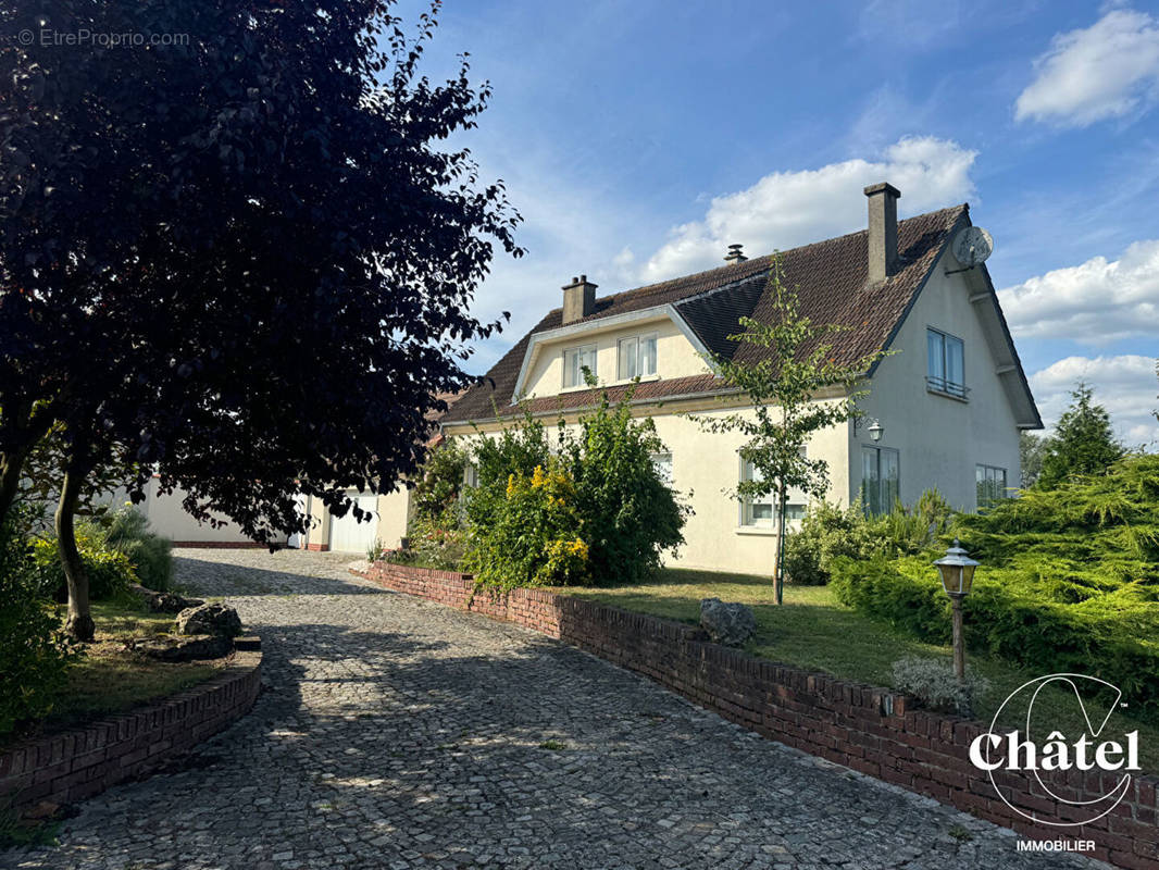 Maison à COMPIEGNE