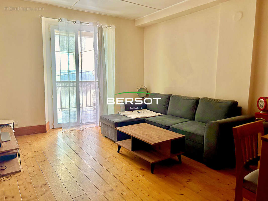 Appartement à EVIAN-LES-BAINS