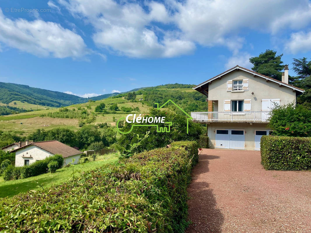 Maison à QUINCIE-EN-BEAUJOLAIS