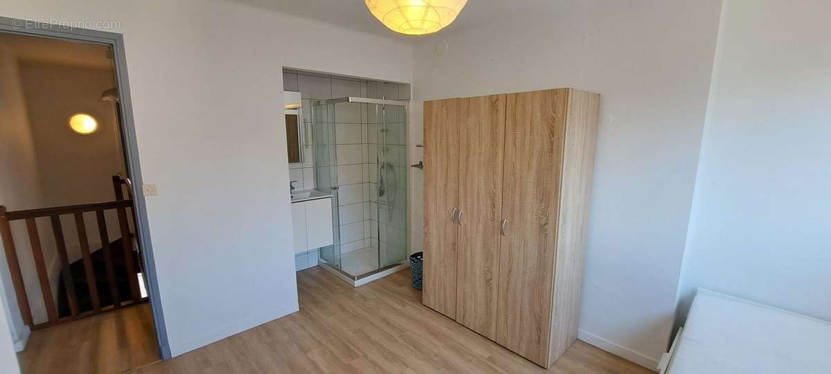 Appartement à MARSEILLE-5E